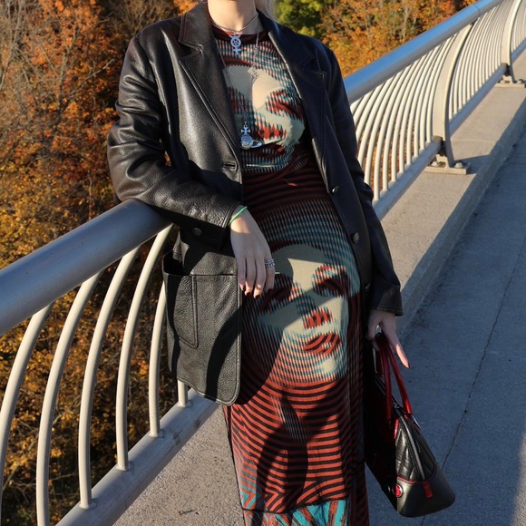 CHANEL LEATHER JACKET 1990s VINTAGE - Picture 2 of 3